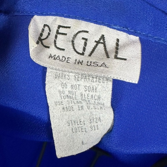Vintage Regal Royal Blue Button Up Sheer Blouse - Gold Accents / Buttons - Sz L - Picture 9 of 9